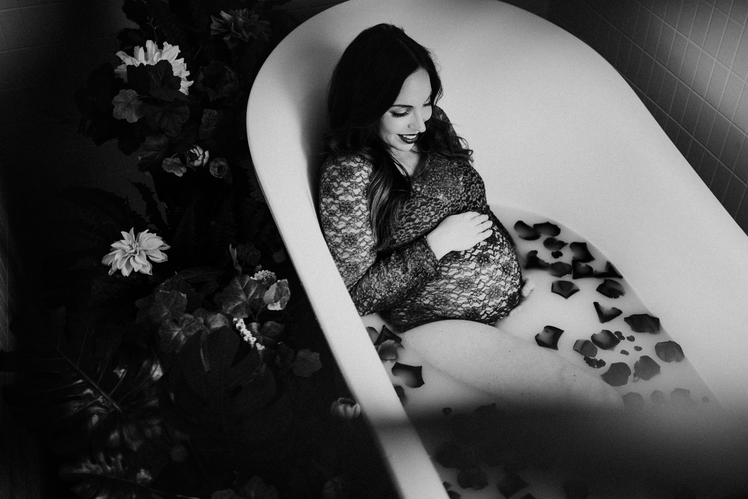 vancouver family photographer, maternity photography, milk bath maternity photos